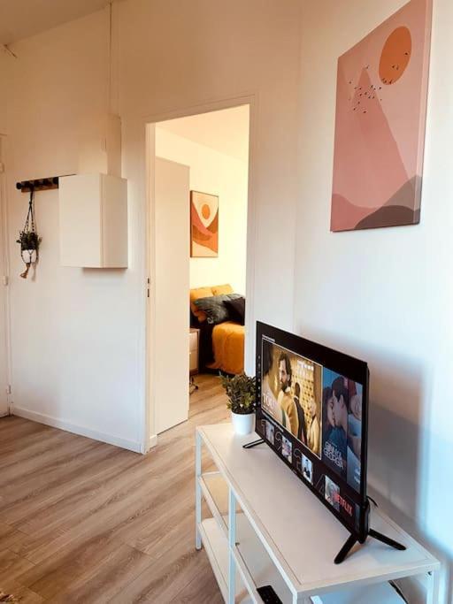 Proche Paris-Calme-Wifi-Netflix Apartment Villejuif Bagian luar foto